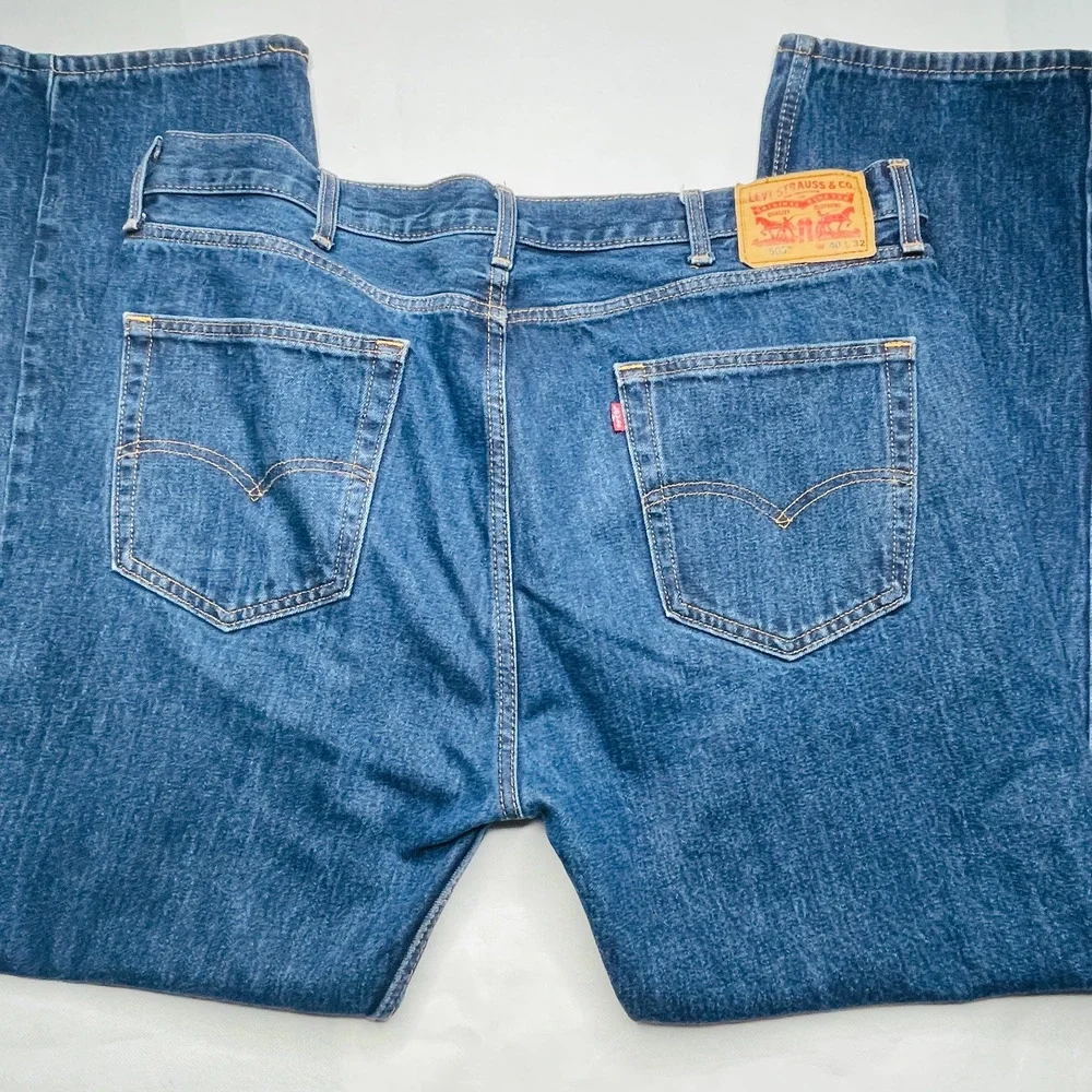 Levi's Jeans Mens 505 Regular Straight Jeans Men 40x32 Medium‎ Wash Blue Denim